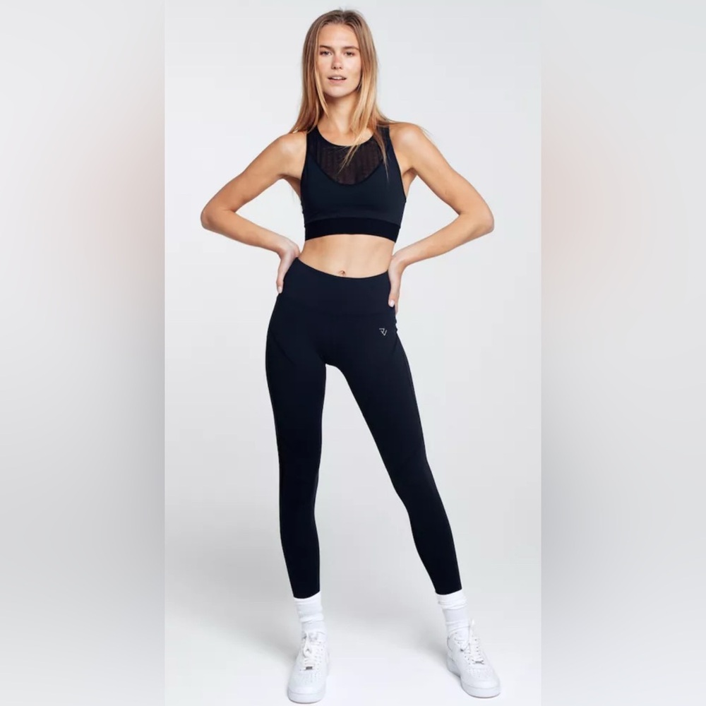 NWT [RectoVerso] Eclips Sportstop Black Crop Top Sports Bra Women's Sz S or M - Picture 7 of 11